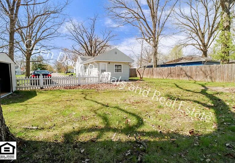 6033 S Calhoun St — Photo 13