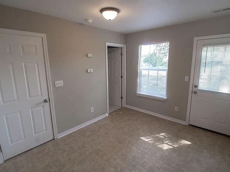 4516 Waterloo Dr #A — Photo 16