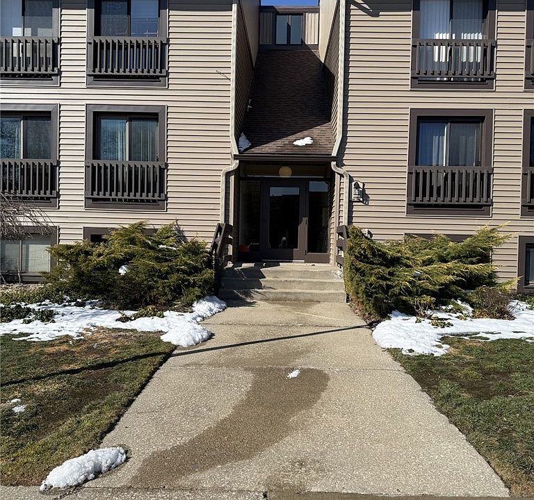 1st image of 1105 Canyon View Rd APT 303
