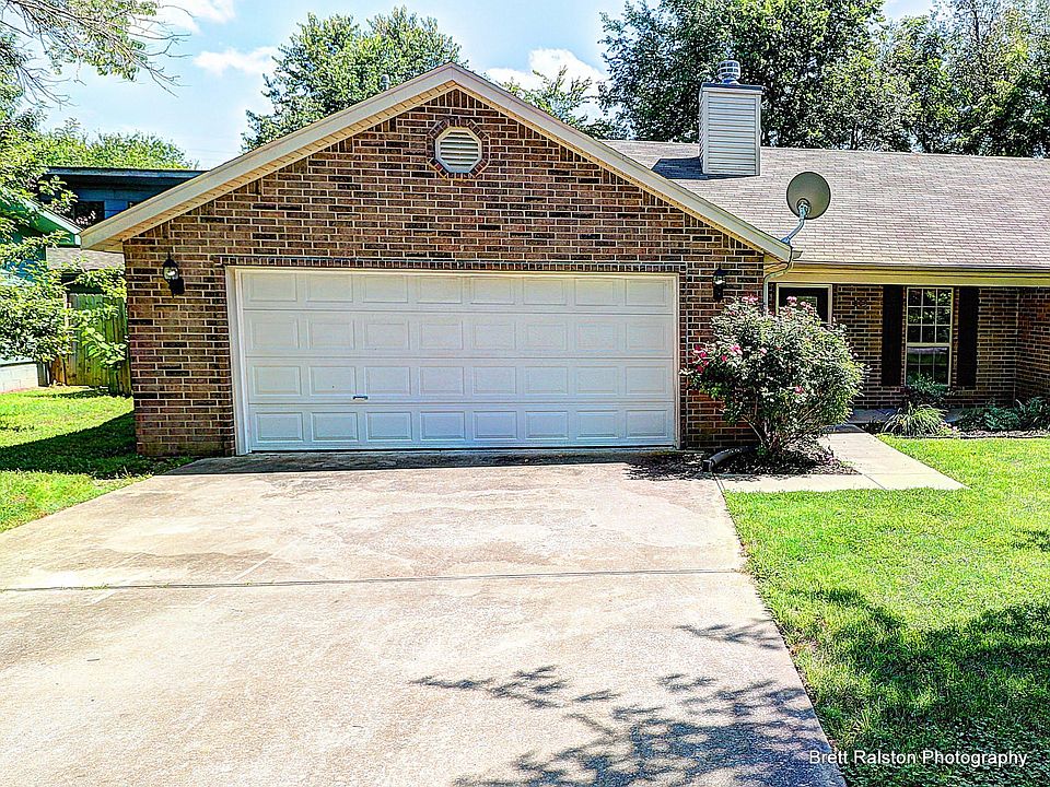 1st image of 803 NW 13th St