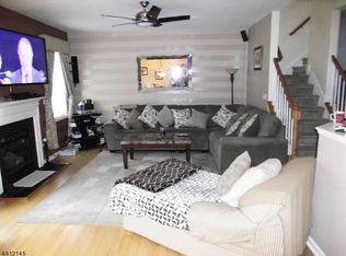 27 Devonshire Dr, Clifton, NJ 07013