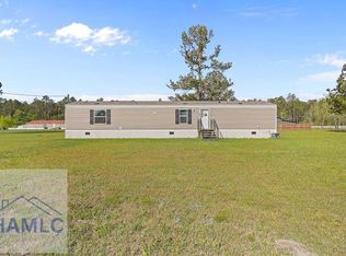 223 Primrose Ln, Baxley, GA 31513