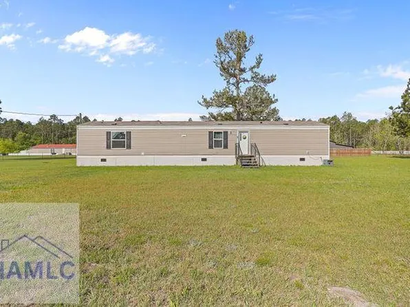 223 Primrose Ln, Baxley, GA 31513