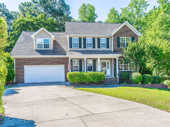 108 Silverburn Pl, Aberdeen, NC 28315