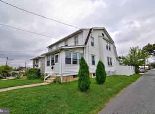 105 Summit Ave, Norwood, PA 19074