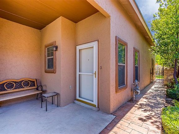3rd image of 10224 Valle Rubio Dr