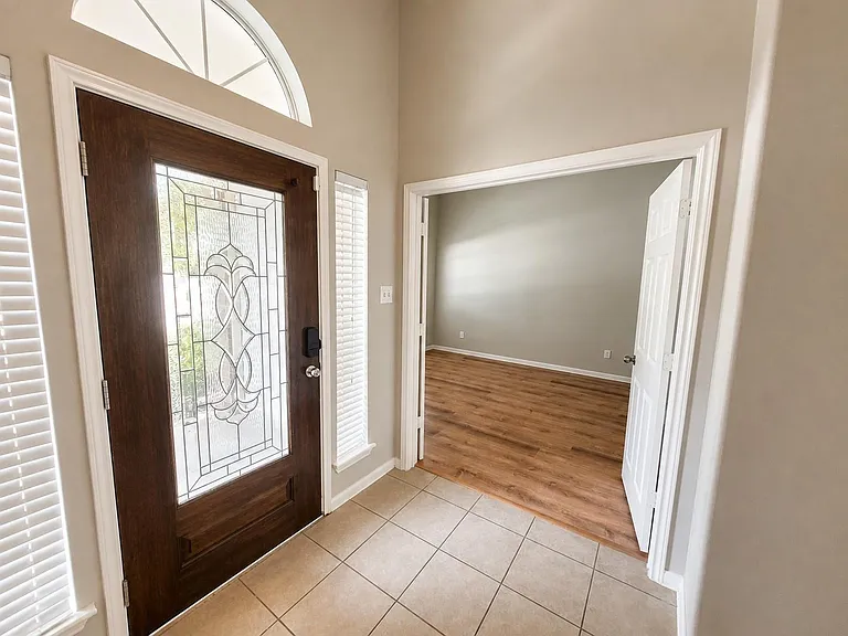 5817 Village Grove Dr — Photo 12