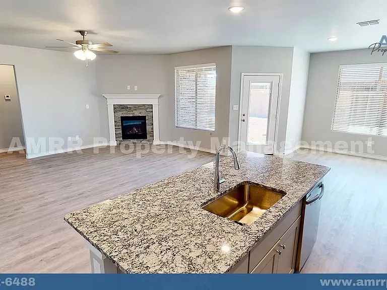 5803 Waverly Ave — Photo 13