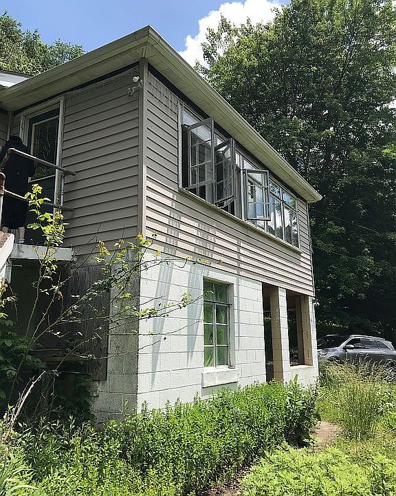 1st image of 543 Georges Creek Dr #1