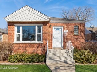 2948 W 97th Pl, Evergreen Park, IL
