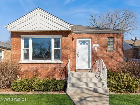 2948 W 97th Pl, Evergreen Park, IL 60805
