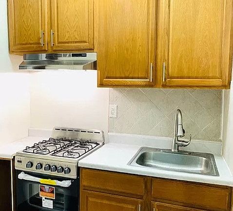 4th image of 124 New York Ave APT 6