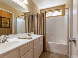 37914 Woodleaf St, Murrieta, CA 92562