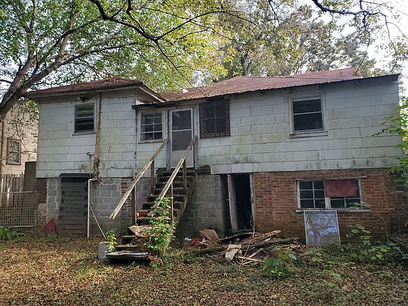 4th image of 412 W St N