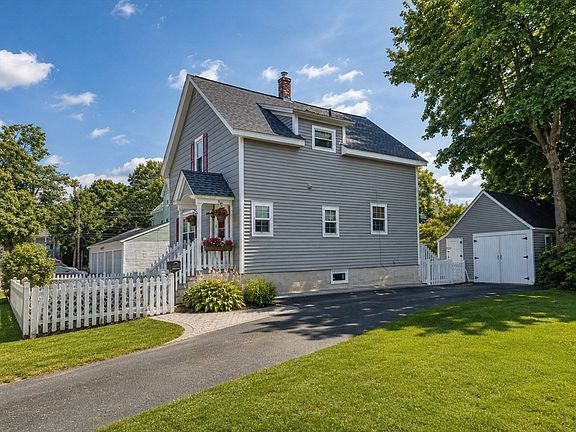 2nd image of 6 Torrey St