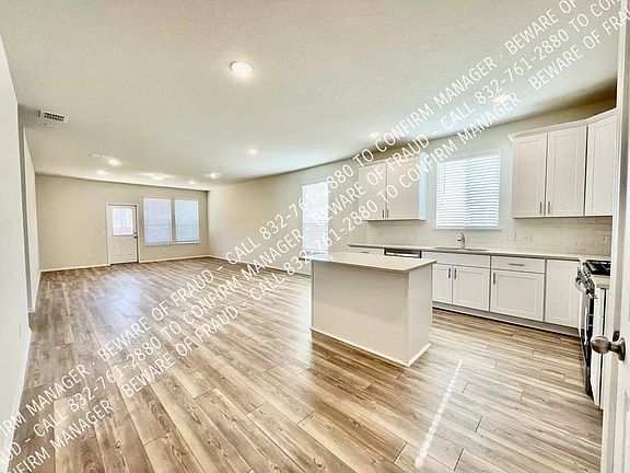 2nd image of 8113 Branch Hollow Trl