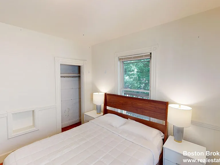 66 Hillside St #2B — Photo 2