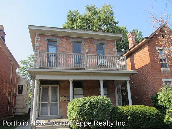 2nd image of 47 Smith Pl #3127444