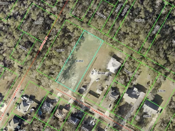 2251 Labarre St, Mandeville, LA 70448