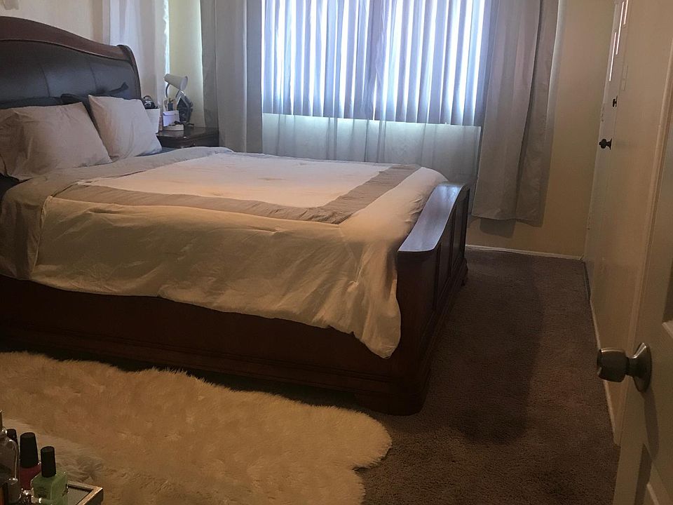 1st image of 3552 W 135th St #3552