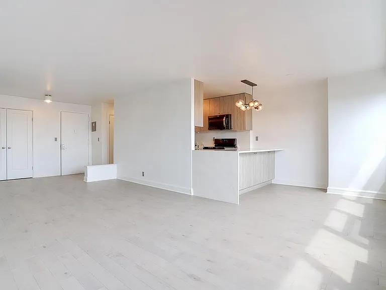 500 Central Ave #610 — Photo 17