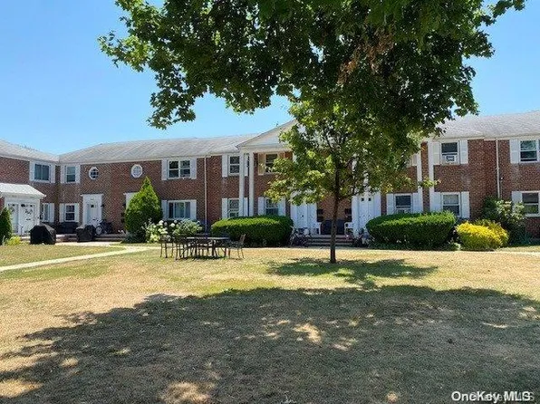 261-26 Langston Avenue #a-2, Glen Oaks, NY 11004