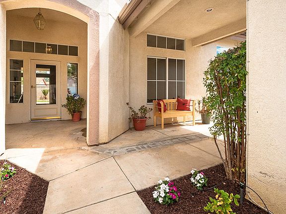 4th image of 39643 Bonaire Way