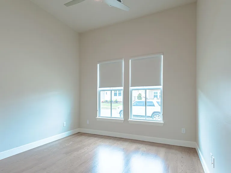 1809 Plaza District Dr — Photo 6