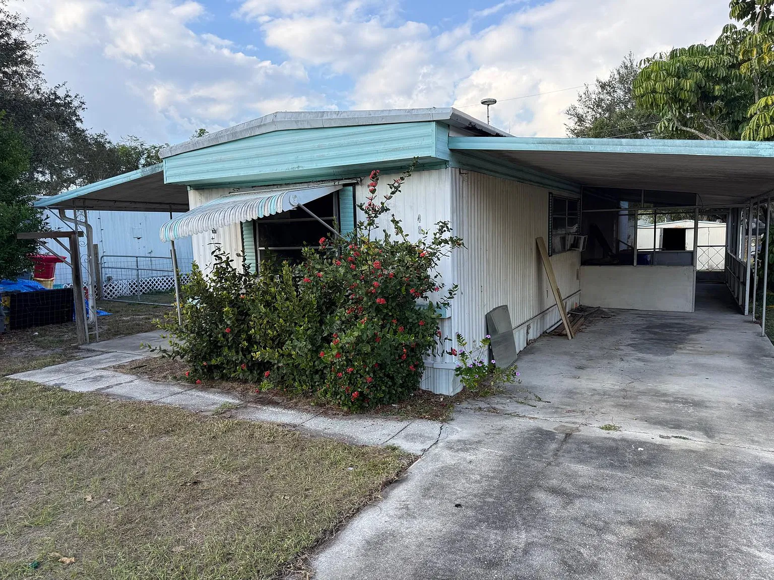 4800 Alhambra Ave — Photo 2