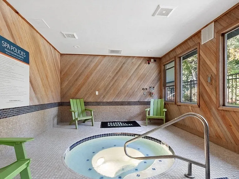 Hot-Tub Spa