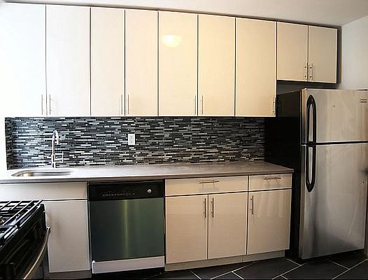 1st image of 1702 Caton Ave #67