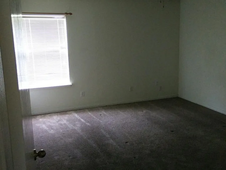 2700 Jennie Wells Dr — Photo 10