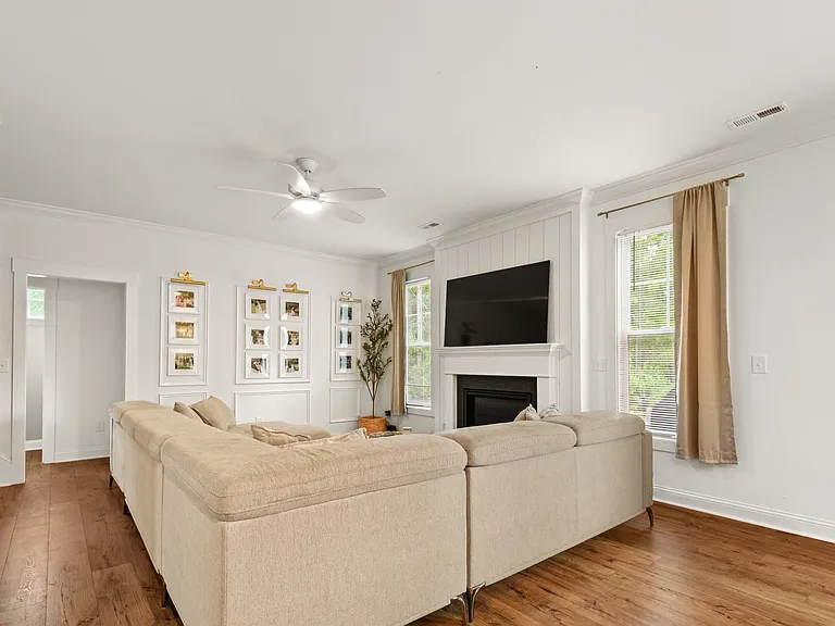 506 Saltworks Ln — Photo 11