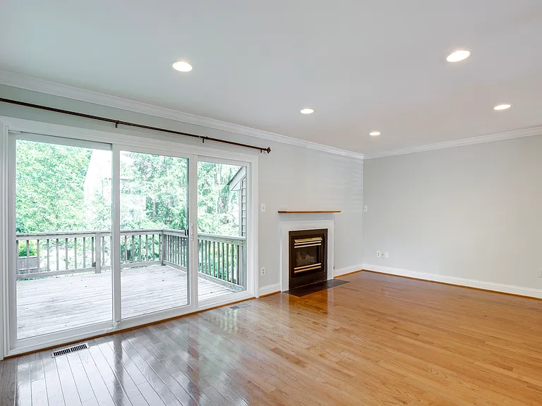 5610 Gosling Ct — Photo 24