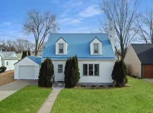 215 N Rusk Ave, Viroqua, WI 54665