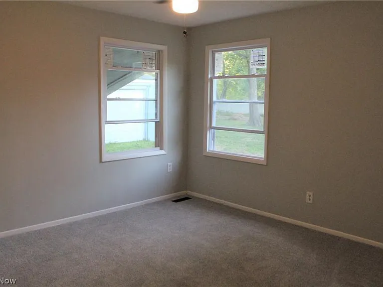 4134 Beckley Rd — Photo 7