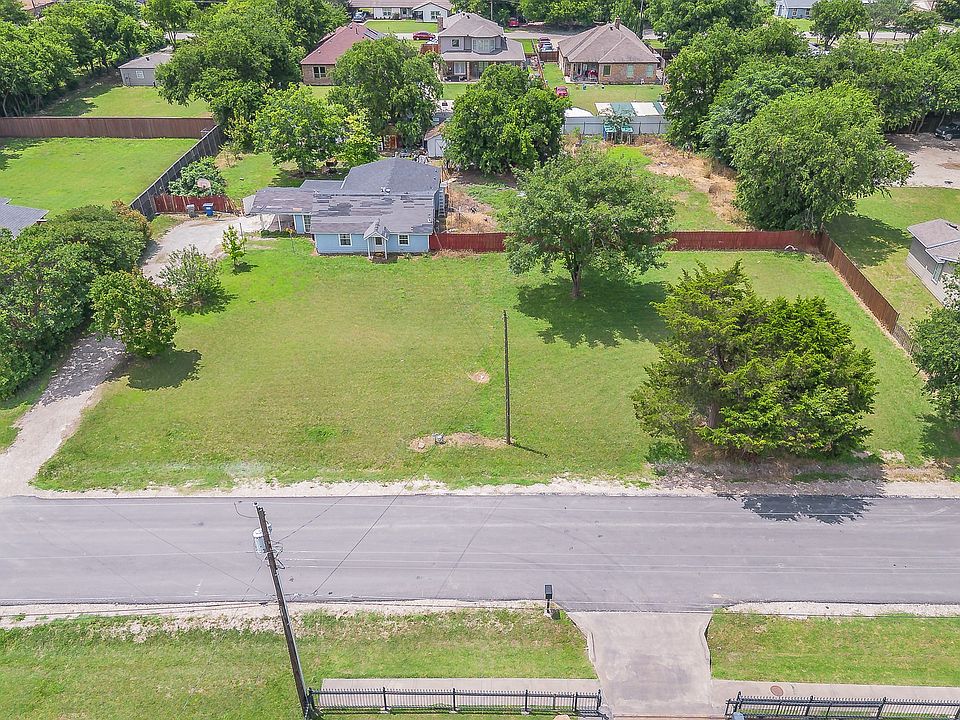 1st image of 816 Balkan Ln