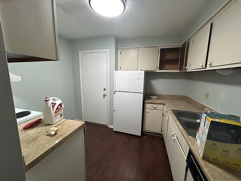 2020 Continental Ave #235 — Photo 5