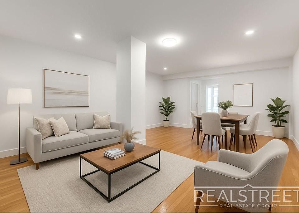 1st image of 90-02 Queens Blvd #428