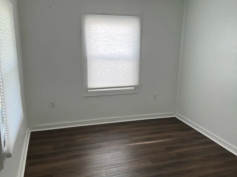 1516 King St — Photo 15