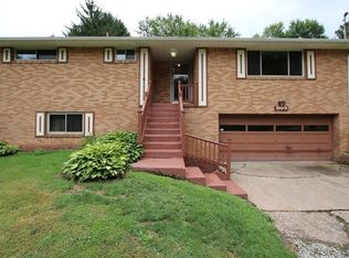 459 Coal Valley Rd, Clairton, PA 15025