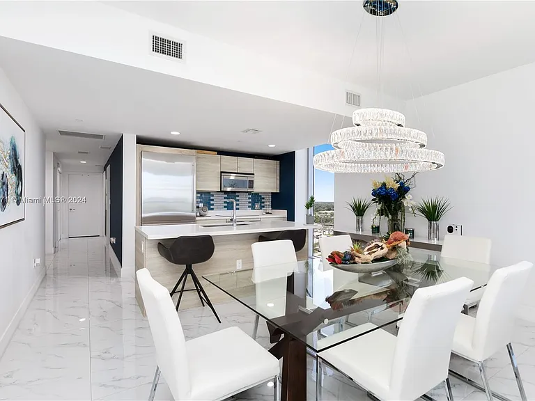 16385 Biscayne Blvd #1701 — Photo 10