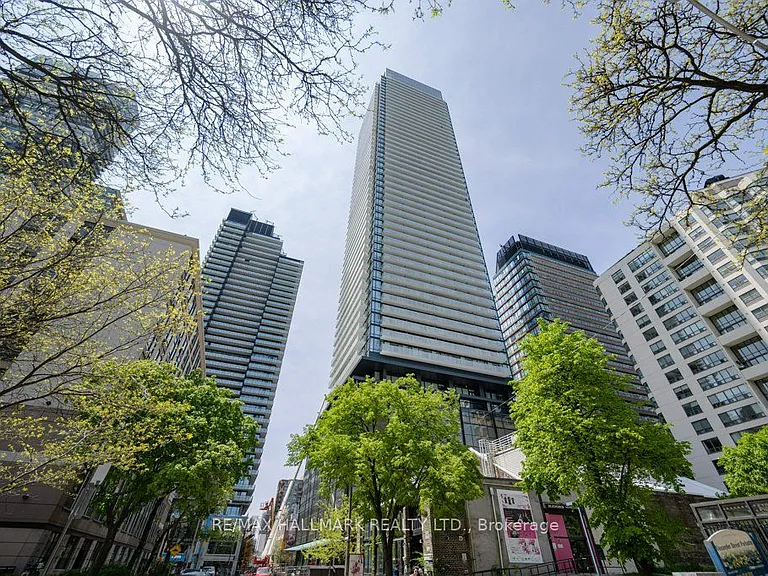 501 Yonge St #3202 — Photo 1