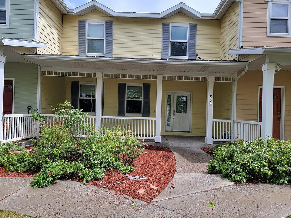 1st image of 834 S 6th St