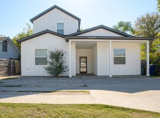 6325 Ponca St #A, Austin, TX 78741