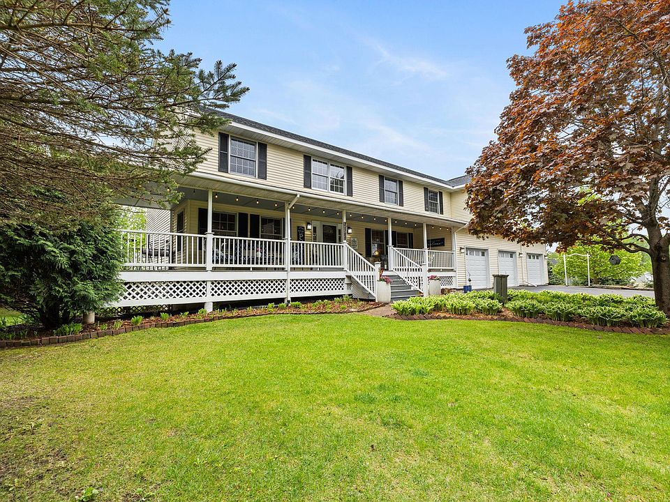 1st image of 31789 Lakeway Dr NE