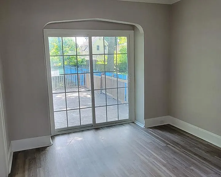 3516 Homewood Ave — Photo 10