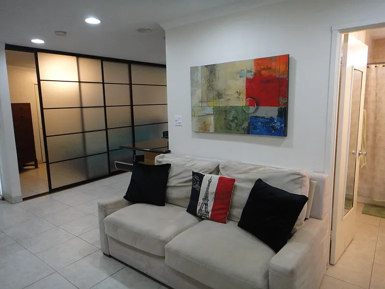 2211 Ala Wai Blvd #B801 — Photo 16