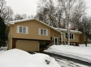 7060 Empire Ln N, Maple Grove, MN 55311