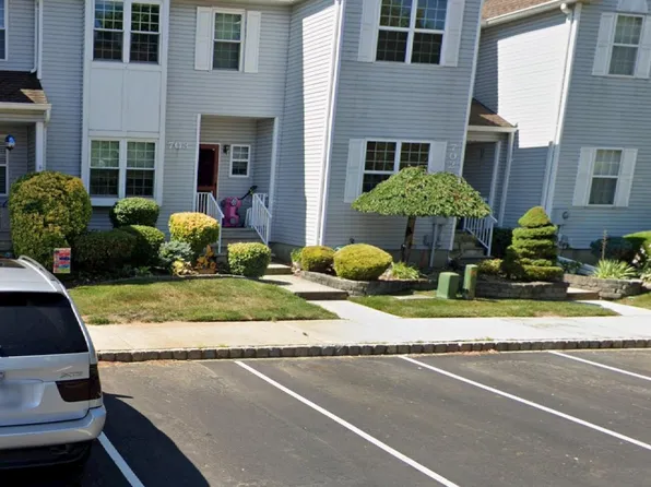 703 Hatchery Ct, Freehold, NJ 07728